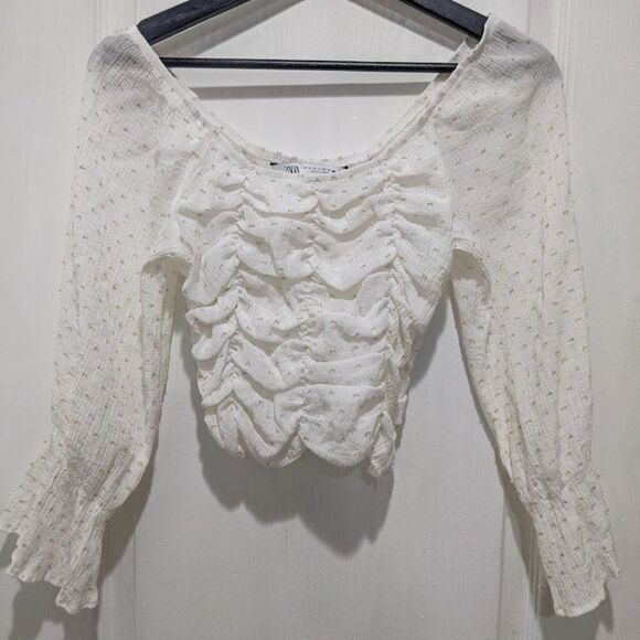 Zara | Crop top with Dotted Mesh - Picture 3 of 10